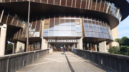 La cité judiciaire de Rennes (Îlle-et Vilaine). (LUCIE AMADIEU / RADIO FRANCE)