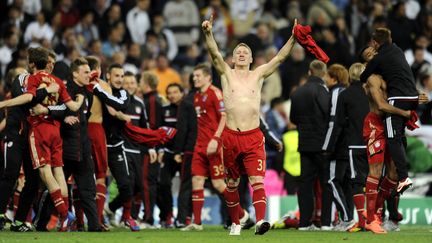 Bastian Schweinsteiger peut faire le fier, il a marqu&eacute; le penalty de la qualification du Bayern, mercredi 25 avril au stade&nbsp;Santiago Bernabeu de Madrid. (PIERRE-PHILIPPE MARCOU / AFP)