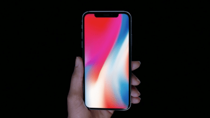 iPhone X (Apple)