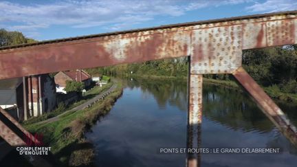 Sa fermeture est recommandée, alors pourquoi le pont de Vinchy, dans les Hauts-de-France, est-il toujours ouvert à la circulation ?