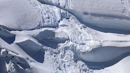 Une femme quadragénaire est décédée dans une avalanche. (GR?GORY YETCHMENIZA / MAXPPP)