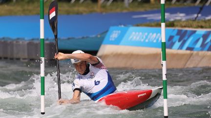 Le Français Titouan Castryck lors du slalom le 1er août 2024, sur le bassin de Vaires-sur-Marne (LP / JEAN-BAPTISTE QUENTIN / MAXPPP)