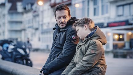 Samuel LE BIHAN, Roman VILLEDIEU dans "T'en fais pas j'suis là" (Jérôme Prébois)