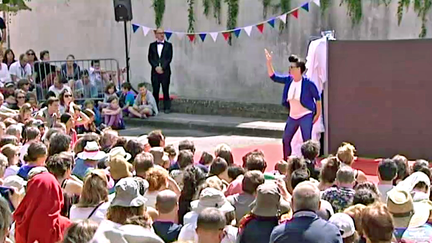 Festival "Chalon dans la rue" 
 (France3/Culturebox)