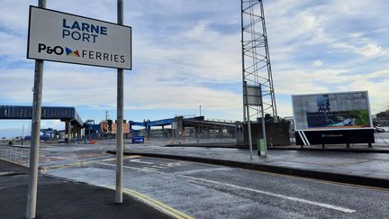 Le port de Larne, en Irlande, en février 2022. (RICHARD PLACE / RADIO FRANCE)