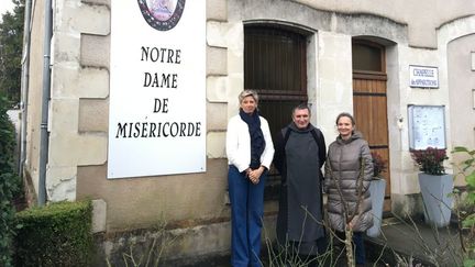 Chaque année, le sanctuaire Notre Dame de Miséricorde accueille une soixantaine de personnes pour la Saint-Sylvestre. (ETIENNE ESCUER / RADIO FRANCE)