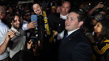 Zlatan Ibrahimovic à son arrivée à Los Angeles (MARK RALSTON / AFP)