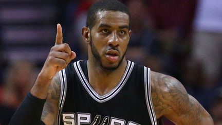 LaMarcus Aldridge a prolongé son contrat aux Spurs jusqu'en 2022. (RONALD MARTINEZ / GETTY IMAGES NORTH AMERICA)