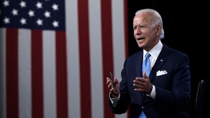 Le candidat démocrate à la présidentielle américaine, Joe Biden, lors d'une conférence de presse à Wilmington (Delaware), le 12 août 2020. (OLIVIER DOULIERY / AFP)