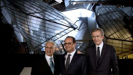 Avec Bernard Arnaud et Franck Gehry, le président François Hollande a inauguré la Fondation Vuitton, 20 octobre 2014
 (ALAIN JOCARD / AFP)