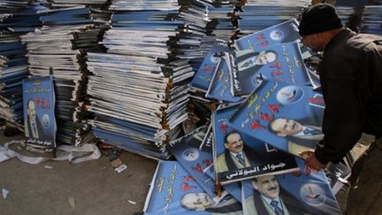 Des affiches de campagne pour les législatives du 7 mars 2010 en Irak. (AFP/ALI AL-SAADI)