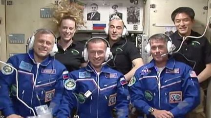 Le vaisseau Soyouz avec deux Russes et d'un Américain s'arrime à l'ISS