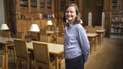 Nathalie Loiseau, le 2 octobre 2012, dans ses bureaux au sein de l'ENA, lors de sa nomination à la tête de l'école. (FRED DUFOUR / AFP)