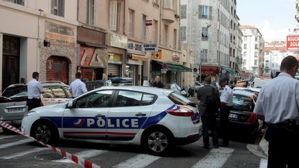 Apr&egrave;s le braquage de la bijouterie "La Turquoise", &agrave; Nice, le 11 septembre 2013. ( MAXPPP)