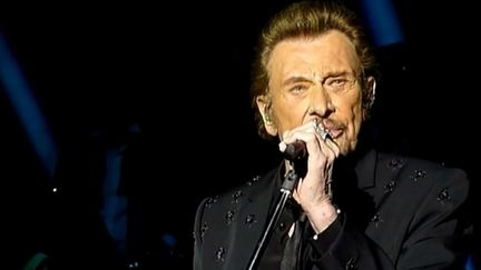 Avant de se battre contre un cancer du poumon, Johnny Hallyday a rencontré de nombreux problèmes de santé 
 (France 3 / Culturebox)