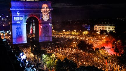 Coupe du monde 2018 : la liesse des supporters français à Paris