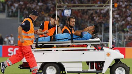 Rafinha n'aura passé que quatre minutes sur le terrain avant de sortir (CARLO HERMANN / CONTROLUCE)