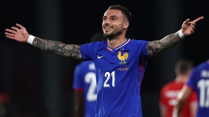 Jonathan Clauss lors du match entre l'équipe de France et le Luxembourg, le 5 juin 2024 à Metz. (FRANCK FIFE / AFP)