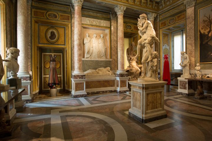 Azzedine Alaïa : expo Couture/Sculpture, à la Galleria Borghese.
 (Ilvio Gallo)