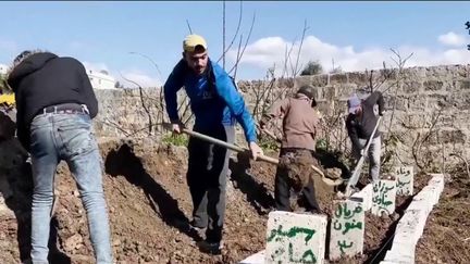 Séisme en Turquie et Syrie : comment les secours s’organisent en Syrie ?