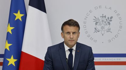 Emmanuel Macron cherche une sortie de crise en Nouvelle-Calédonie.  (LUDOVIC MARIN / AFP)