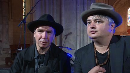 Frédéric Lo et Peter Doherty en répétition à Etretat (France 3 Normandie)