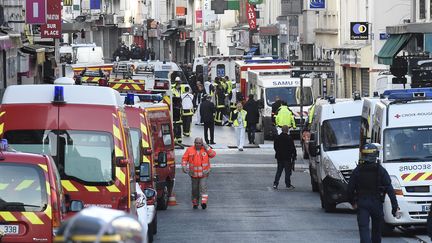 Saint-Denis : "Mon frère est retranché dans sa salle de bain"