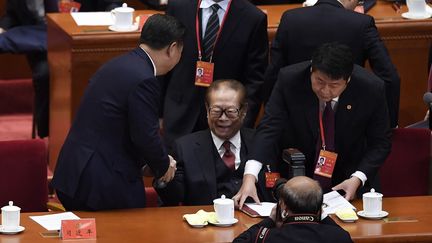 L'ancien président chinois, Jiang Zemin, lors du Congrès du Parti communiste à Pékin (Chine), le 18 octobre 2017. (WANG ZHAO / AFP)