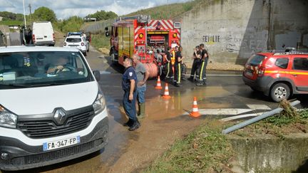 Intervention des pompiers dans le Gard après les fortes intempéries qui ont touché le département, mardi 14 septembre 2021. (MAXPPP)