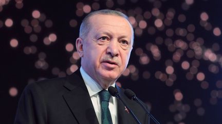 Le président turc&nbsp;Recep Tayyip Erdogan, le 11 mars 2022 (MUSTAFA KAMACI / TURKISH PRESIDENTIAL PRESS SERVICE / AFP)