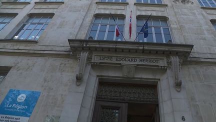 Il y a trente ans, Samuel Paty avait été scolarisé au lycée&nbsp;Édouard Herriot, à Lyon (Rhône). (CAPTURE ECRAN FRANCE 2)