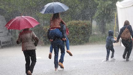 L'H&eacute;rault et le Gard restent plac&eacute;s en vigilance orange aux pluies et aux inondations, mardi 3 novembre 2015. (MAXPPP)