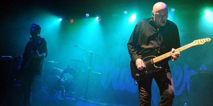 Les Stranglers à l&#039;Espace Julien de Marseille (Baz Warne à droite, Jean-Jacques Burnel à gauche), le 10 avril 2012
 (Gérard Julien / AFP)