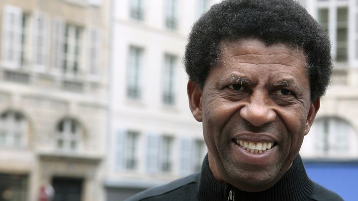 L'&eacute;crivain et acad&eacute;micien Dany Laferri&egrave;re, le 4 novembre 2009 &agrave; Paris. (FRANÇOIS GUILLOT / AFP)