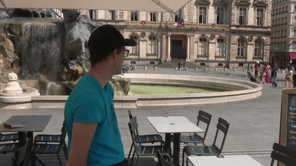 Canicule à Lyon : les terrasses désertées par les clients (France 3)