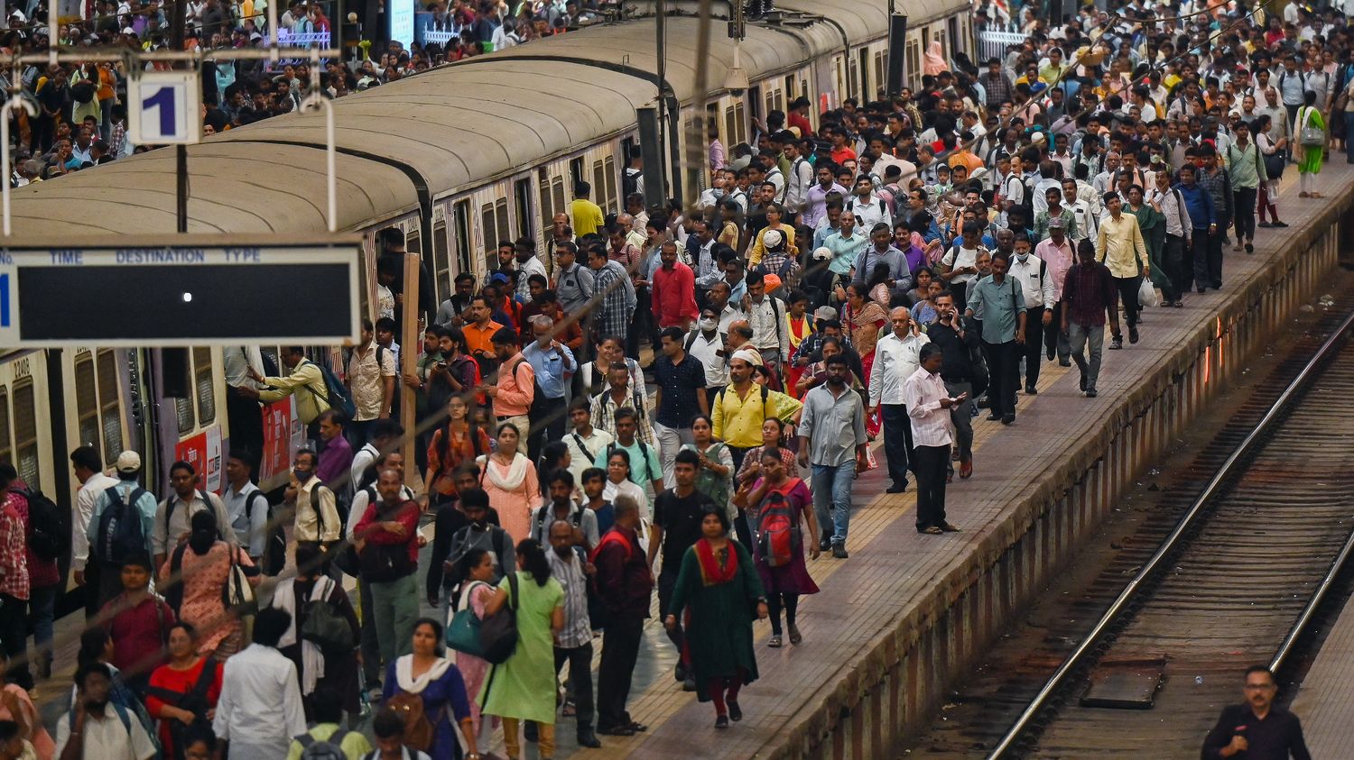 Het bureau van de Verenigde Naties zei dat India eind april het meest bevolkte land ter wereld zal worden en China zal inhalen