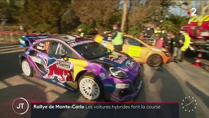 Une voiture de course hybride. (France 2)