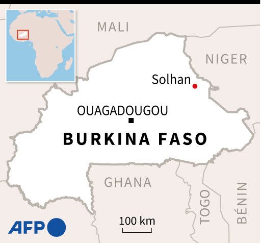 La carte du Burkina Faso avec au nord-est le village de Solhan, l'une des cibles des attaques terroristes du 4 juin 2021. (PAZ PIZARRO, CLÉA PÉCULIER / AFP)