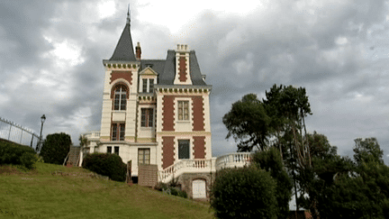 La villa "Les Roches brunes", un joyau de l'architecture du 19e siècle.
 (France 3)