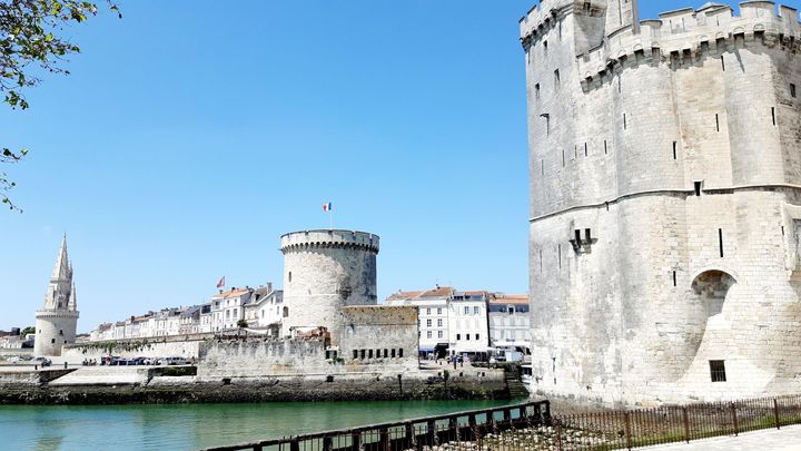 Le spectacle "Les Traceurs" se tient à La Rochelle, le 7 juin 2023. (Théâtre national de Chaillot)