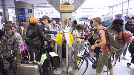 Les perturbation en gare de Montparnasse Paris, lundi 31 juillet, après une panne de signalisation&nbsp;la veille. (MAXPPP)