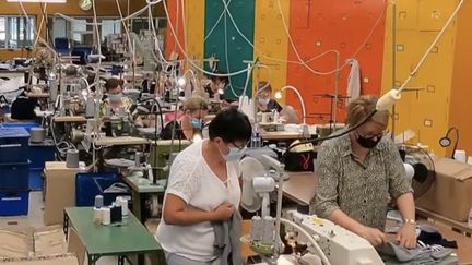 Economie : le renouveau de la production française de textile