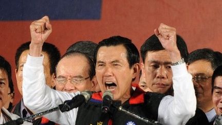 Ma Ying-jeou après la victoire à l'élection présidentielle, à Taïwan, le 14/01/2012 (AFP/SAN YEH)