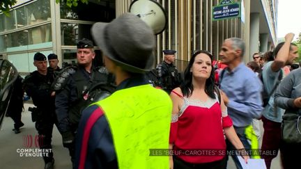 La colère monte contre l'IGPN, soupçonnée de bâcler ses enquêtes sur les violences policières (COMPLÉMENT D'ENQUÊTE/FRANCE 2)