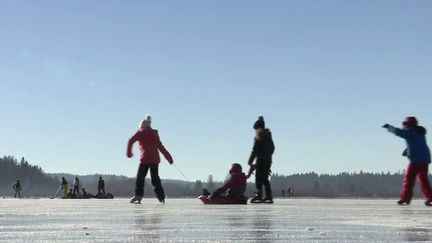 Tourisme : le lac de Bouverans, véritable QG des habitants de la région