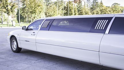 &nbsp; (Limousine blanche © Fotolia)