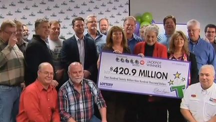 Les gagnants du powerball empochent 420 millions de dollars