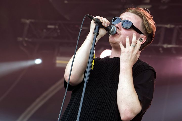 Tommy Longhurst du groupe Only The Poets lors du festival Lollapalooza à Paris, le 22 juillet 2023. (SADAKA EDMOND/SIPA / SIPA)