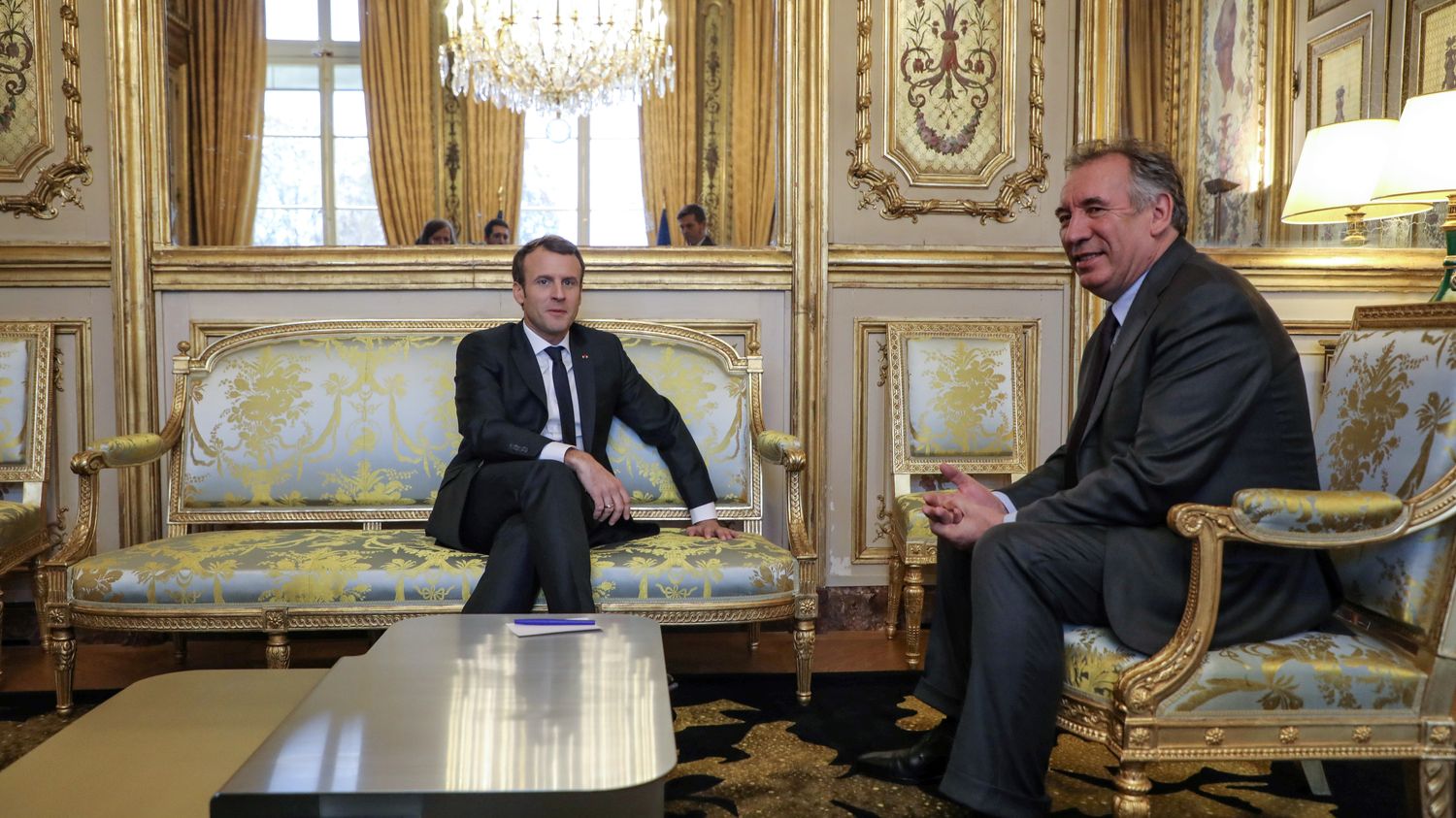 INFO FRANCEINFO. Mise En Examen De François Bayrou : Emmanuel Macron ...