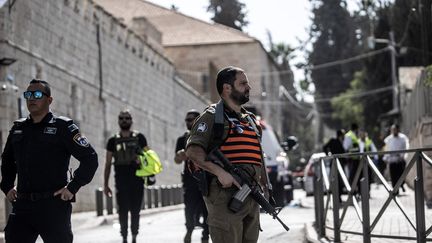 Members of the police in East Jerusalem, where an assailant who was killed stabbed a police officer, October 30, 2023 in the West Bank.  (MOSTAFA ALKHAROUF / AFP)